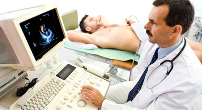 Transösophageale Echokardiographi: Ultraschalluntersuchung am Herz via Speiseröhre