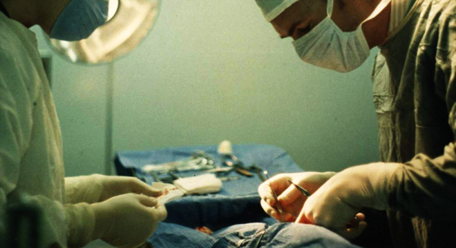Brustkrebs: Der bösartige Tumor muss entfernt werden