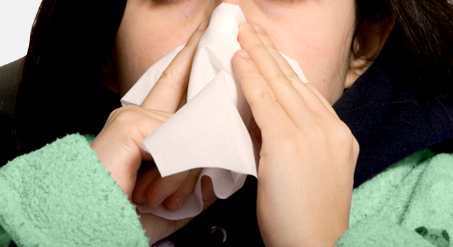 Schnupfen: Typisches Symptom bei Erkältung oder Allergie