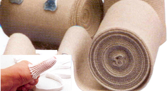 Bänderzerrung oberes Sprungelenk: Ruhe, Eiswickel, Bandage